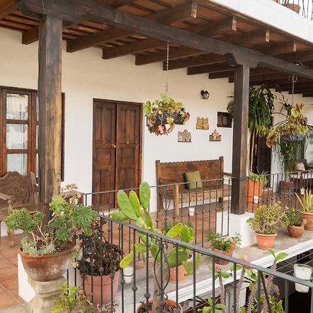 Hotel La Villa Serena Antigua Eksteriør bilde