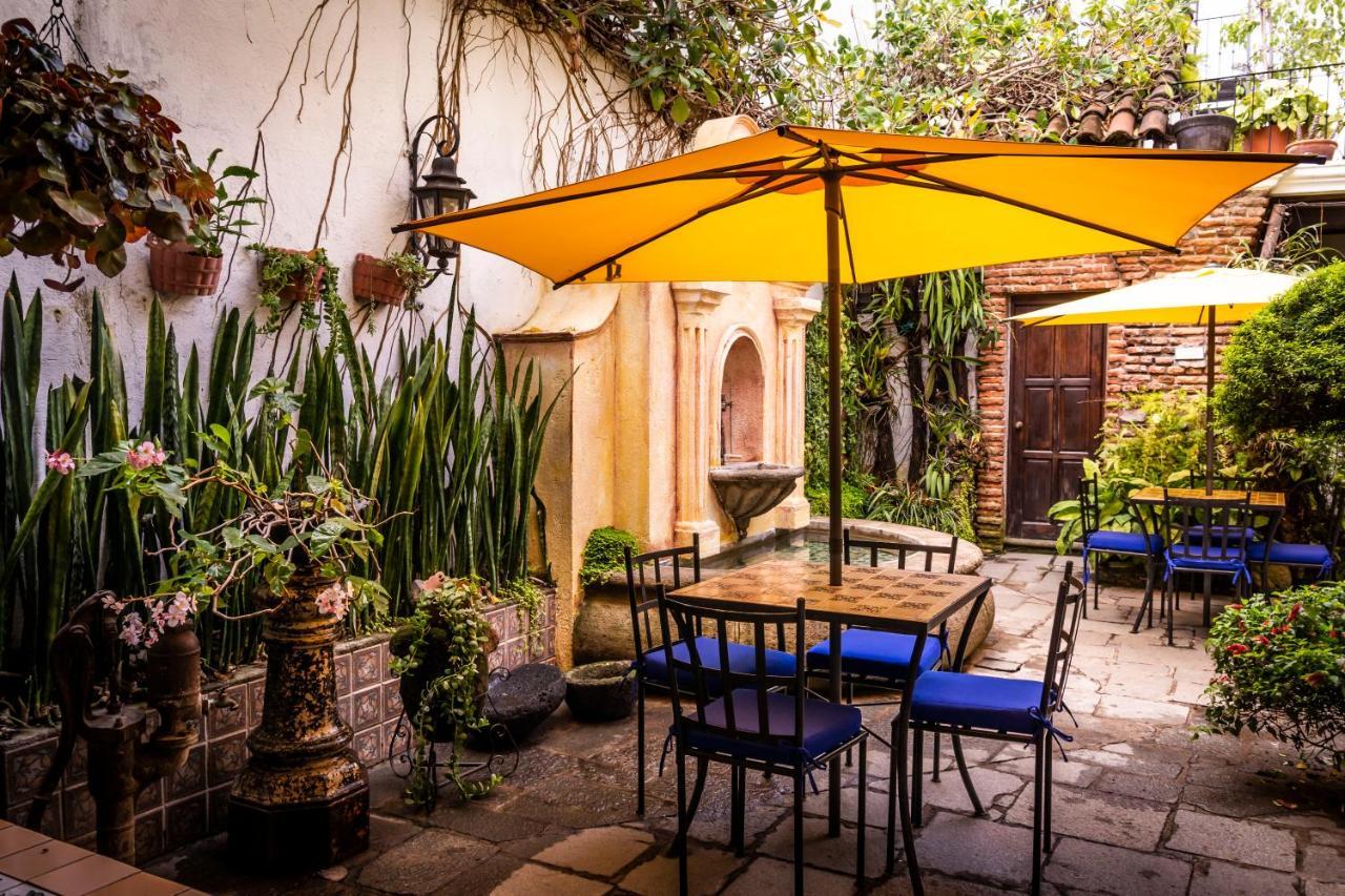 Hotel La Villa Serena Antigua Eksteriør bilde