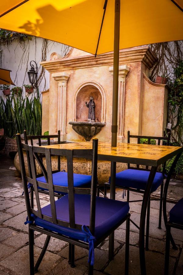 Hotel La Villa Serena Antigua Eksteriør bilde