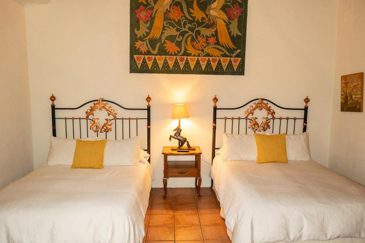 Hotel La Villa Serena Antigua Eksteriør bilde