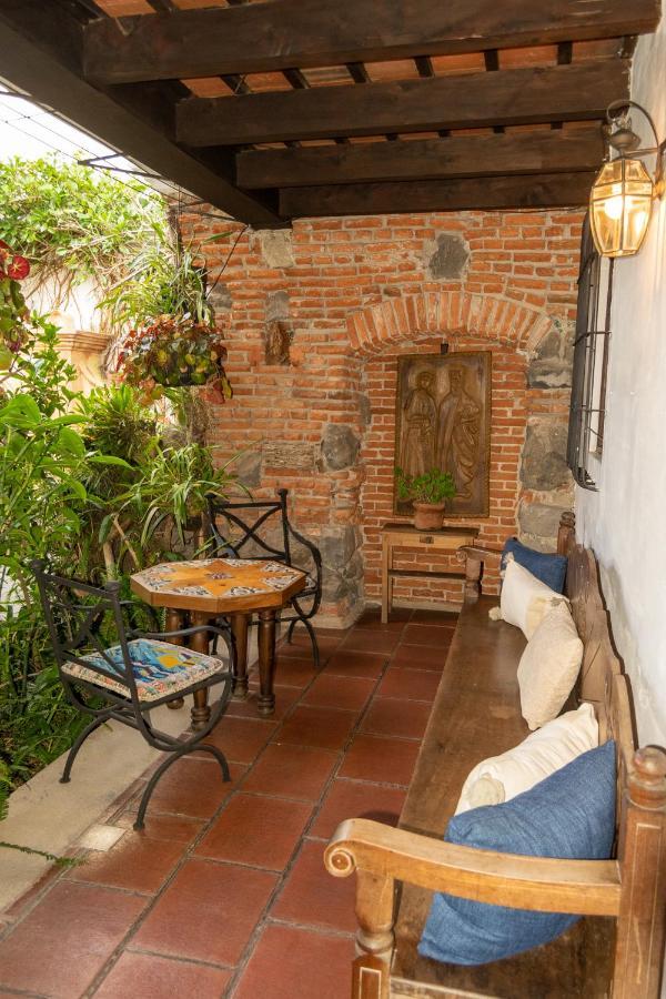 Hotel La Villa Serena Antigua Eksteriør bilde