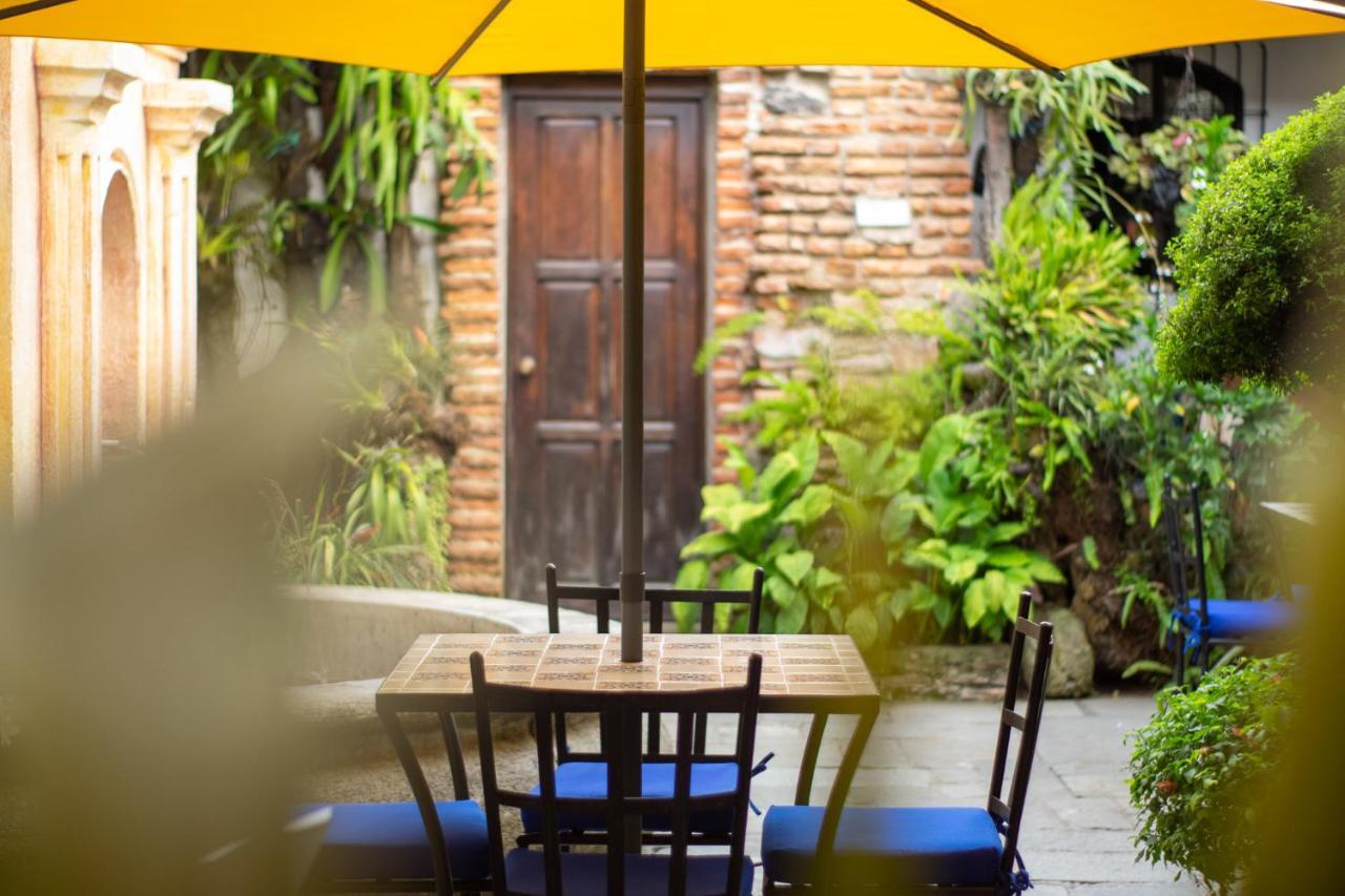 Hotel La Villa Serena Antigua Eksteriør bilde
