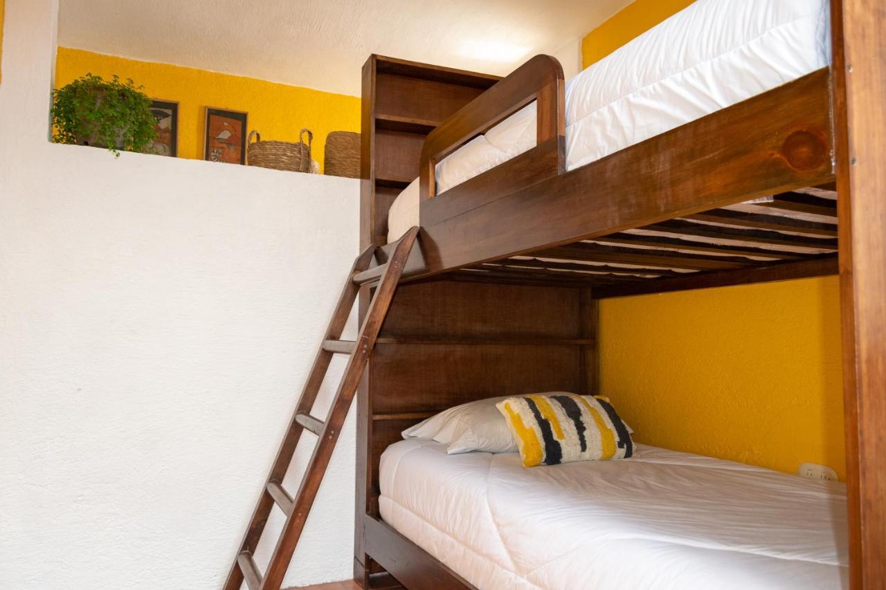 Hotel La Villa Serena Antigua Eksteriør bilde
