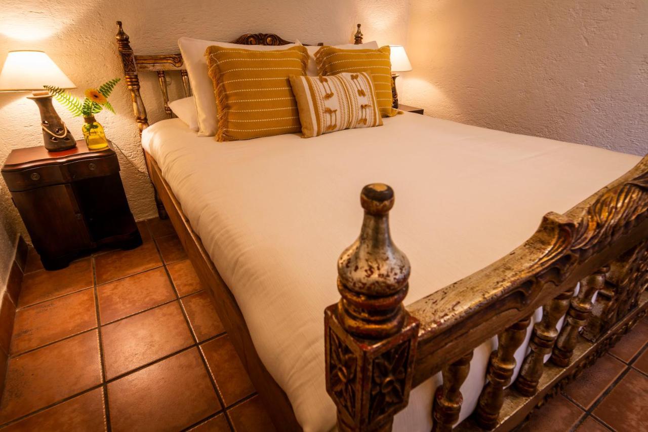 Hotel La Villa Serena Antigua Eksteriør bilde