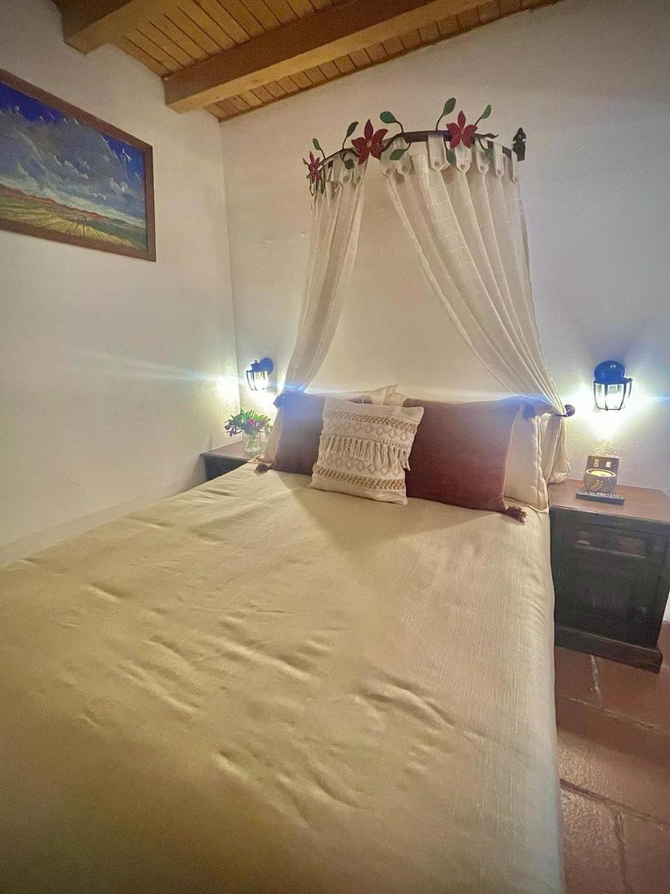 Hotel La Villa Serena Antigua Eksteriør bilde